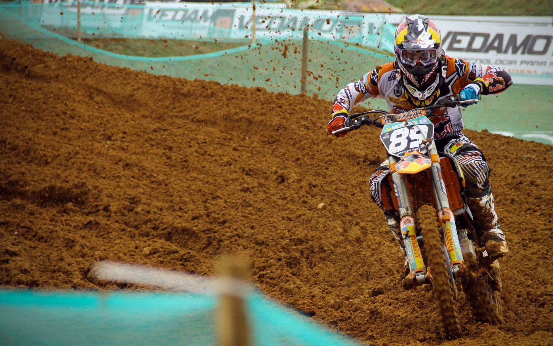 全国田径锦标赛跳远项目精彩纷呈 新星老将同场竞技创佳绩【yy易游体育】